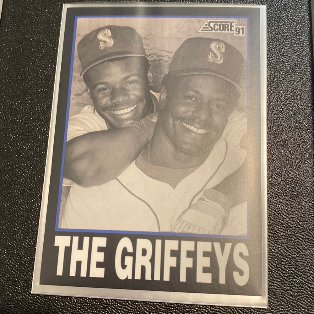 Trading card—baseball Card/Open for offer / Do a bundle lets talk all mint card